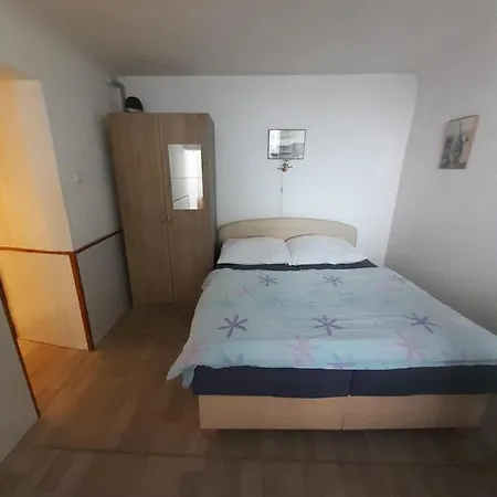 Guest house Fontana 3*